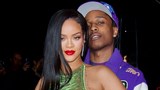 Pregnant-Rihanna-and-ASAP-Rocky-Pack-on-the-PDA-During-Barbados-Vacation-Amid-Cheating-Allegations